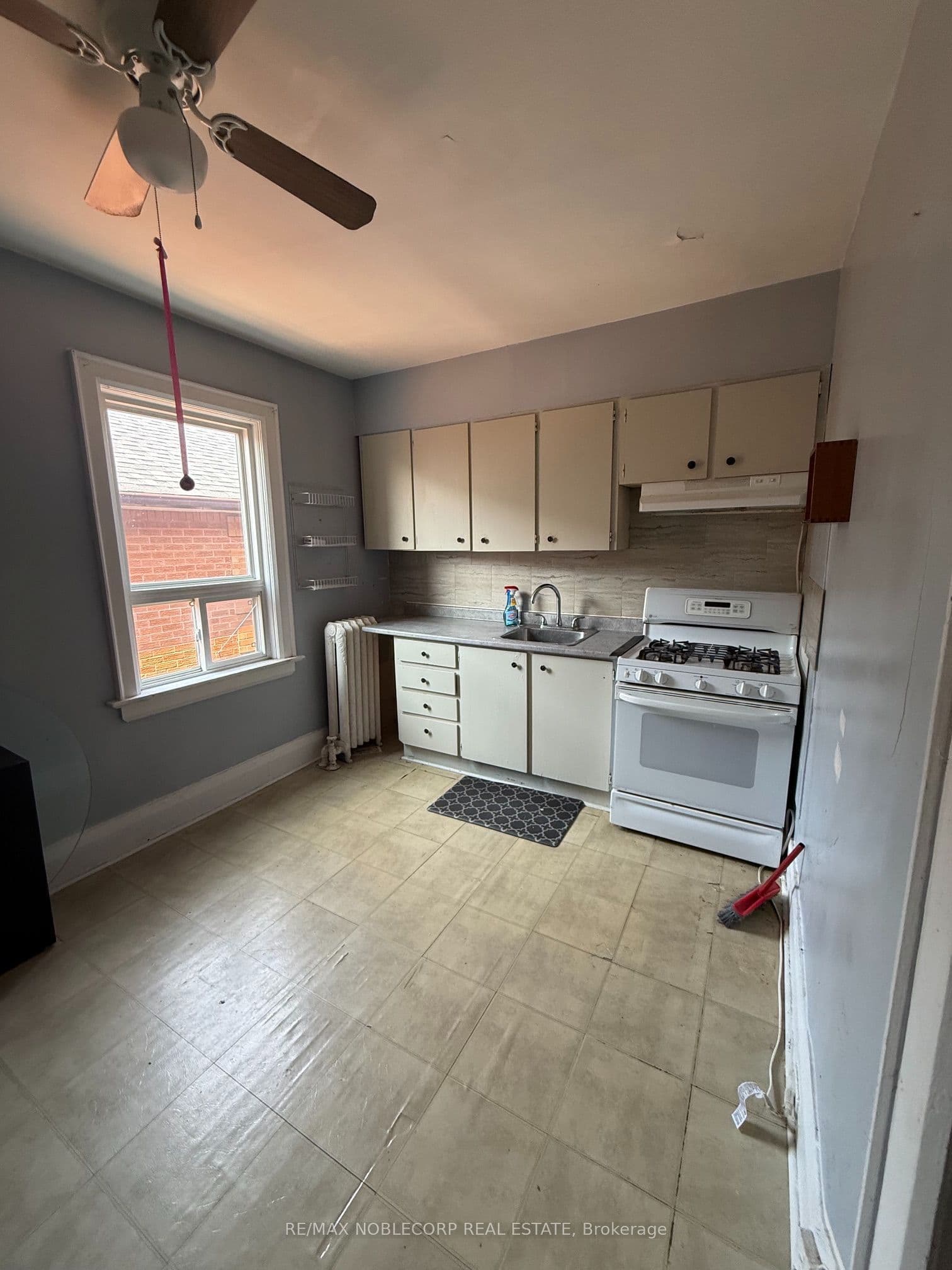 64 Ashburnham Road, Toronto, ON M6H 2K5