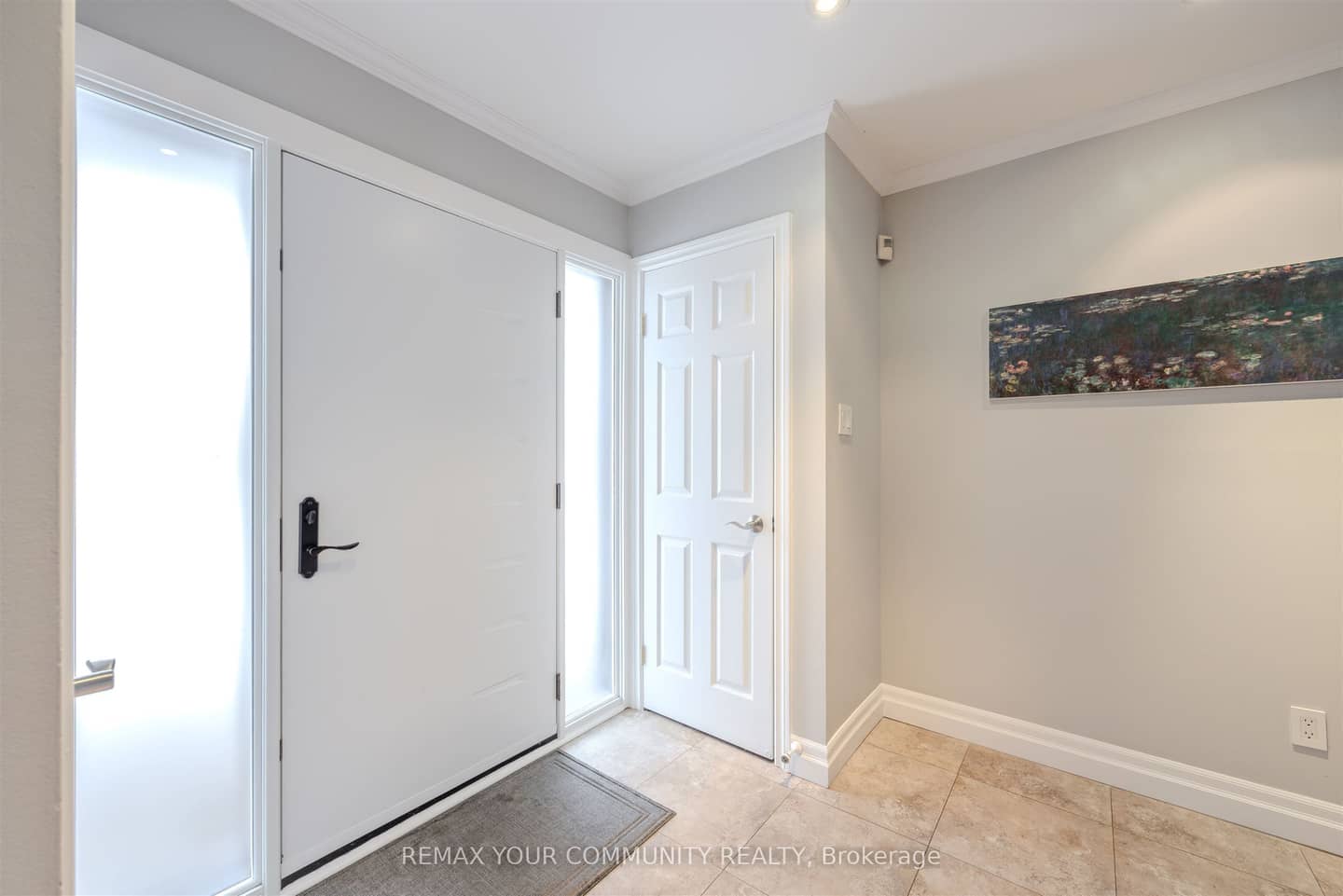 2 Kirkland Court, Richmond Hill, ON L4C 9J1