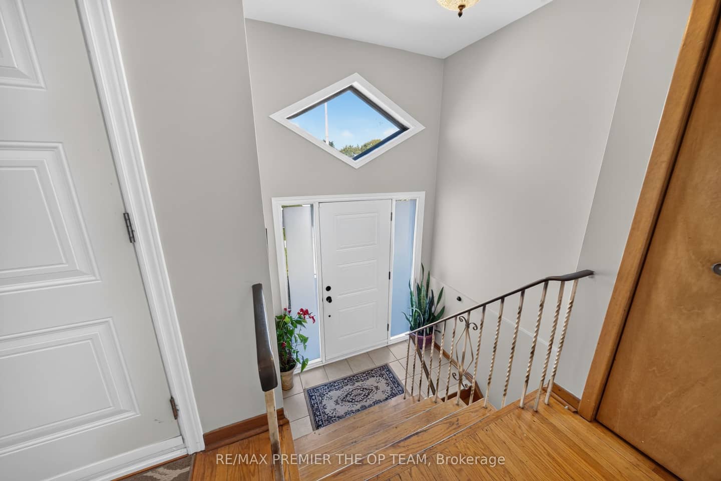 97 Firgrove Crescent, Toronto, ON M3N 1K5