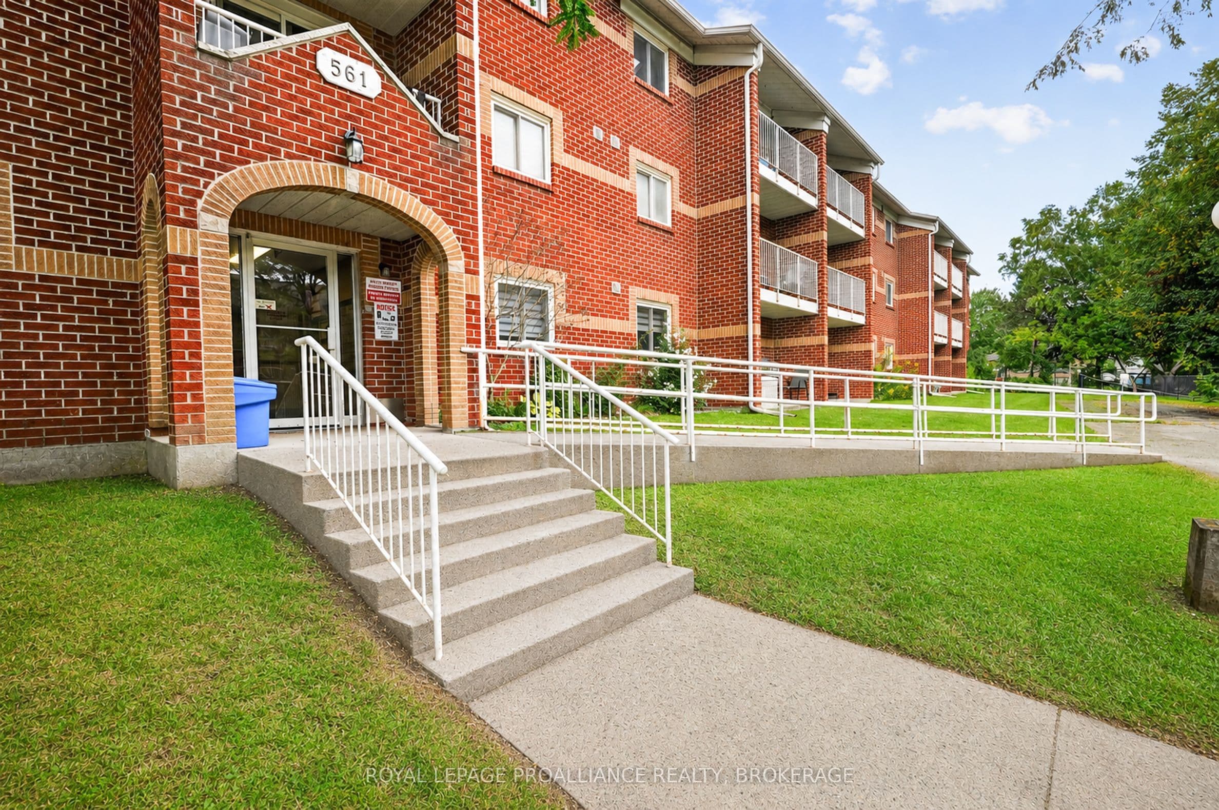 561 Armstrong Road 210, Kingston, ON K7M 8J9