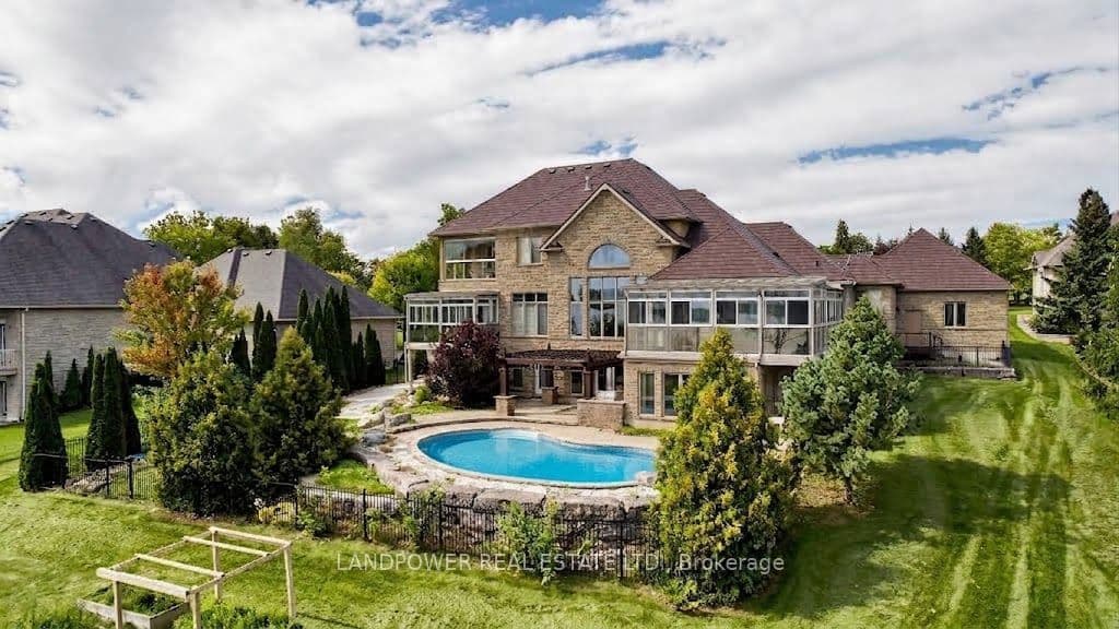 104 Cawkers Cove Road, Scugog, ON L9L 1R6