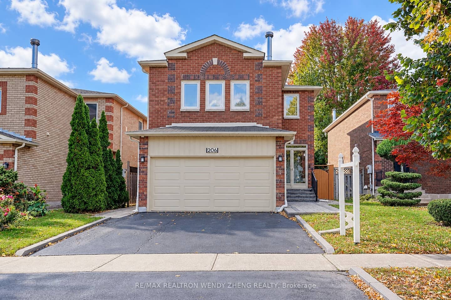 206 Bernard Avenue, Richmond Hill, ON L4S 1E3