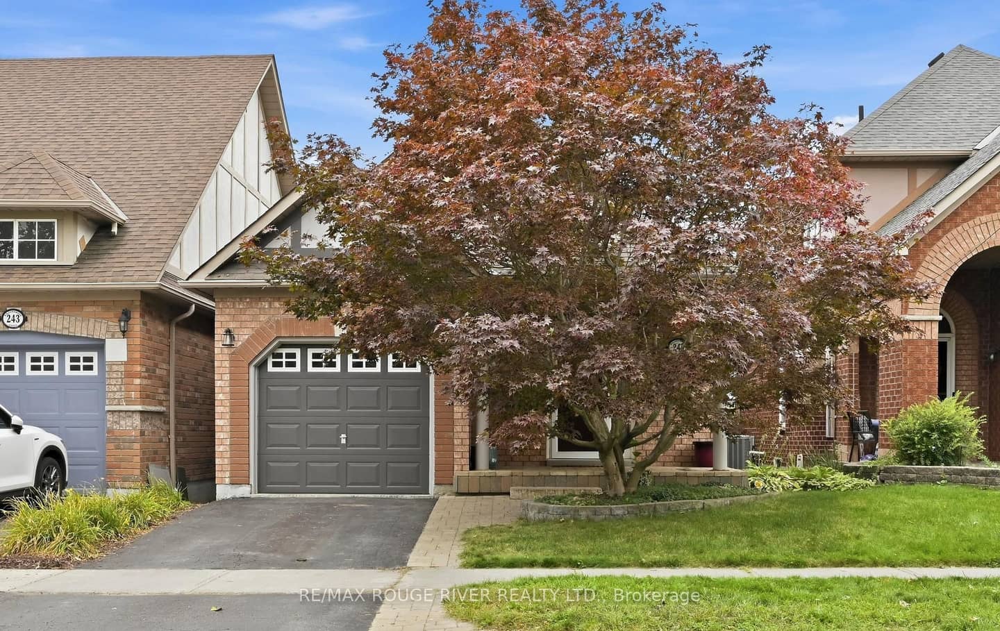 245 Willowbrook Drive, Whitby, ON L1R 2Z1