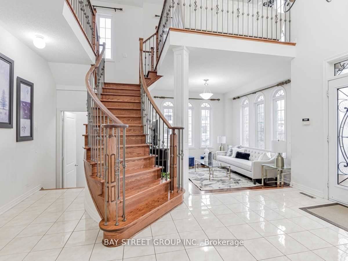 80 Geddington Crescent, Markham, ON L6B 0M6