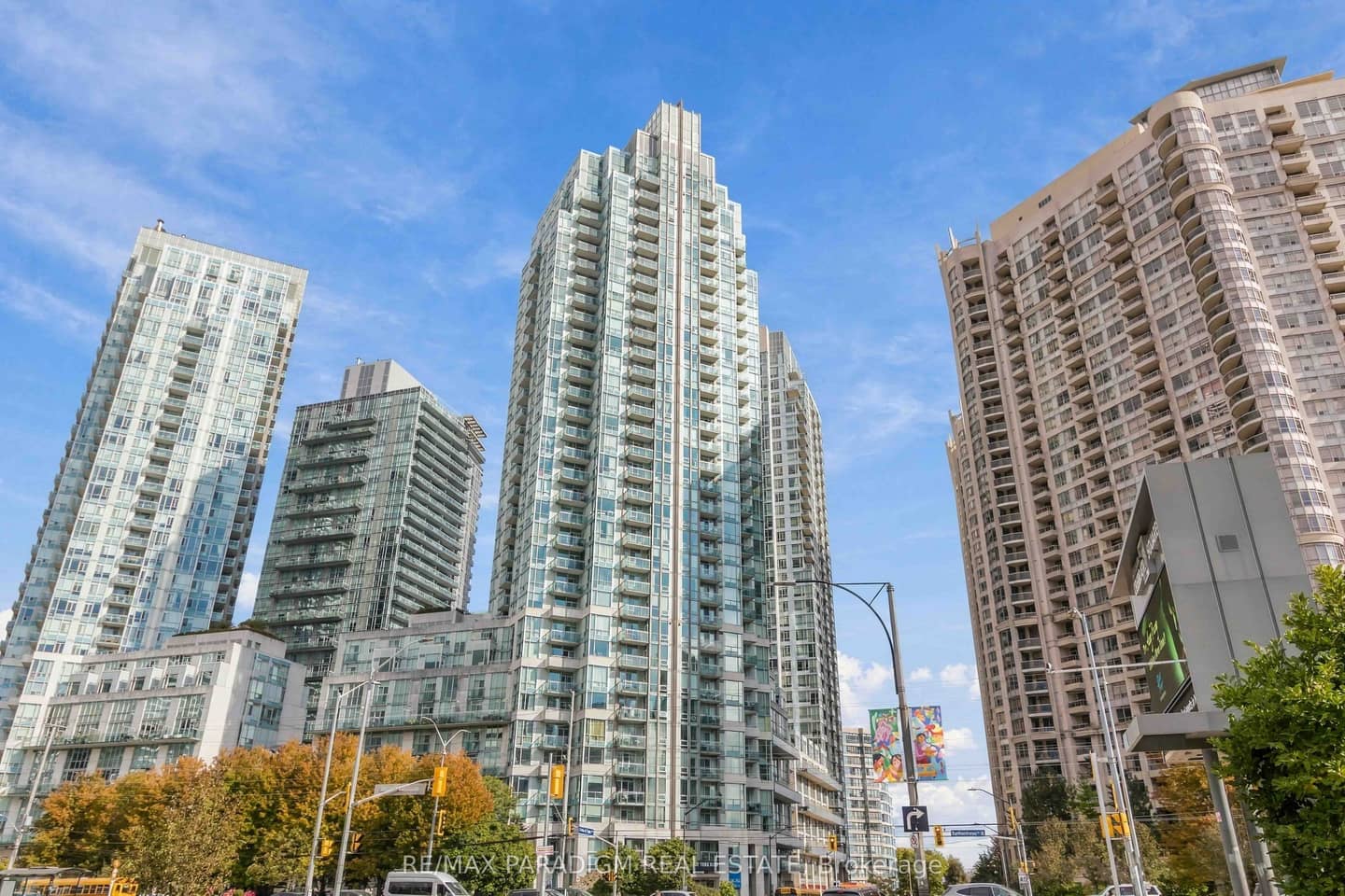 3939 Duke Of York Boulevard 2503, Mississauga, ON L5B 4N2