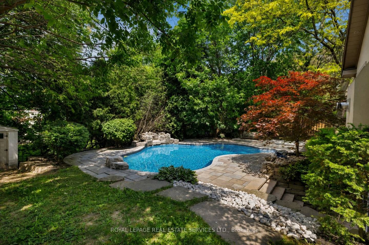 1387 Willowdown Road, Oakville, ON L6L 1X2