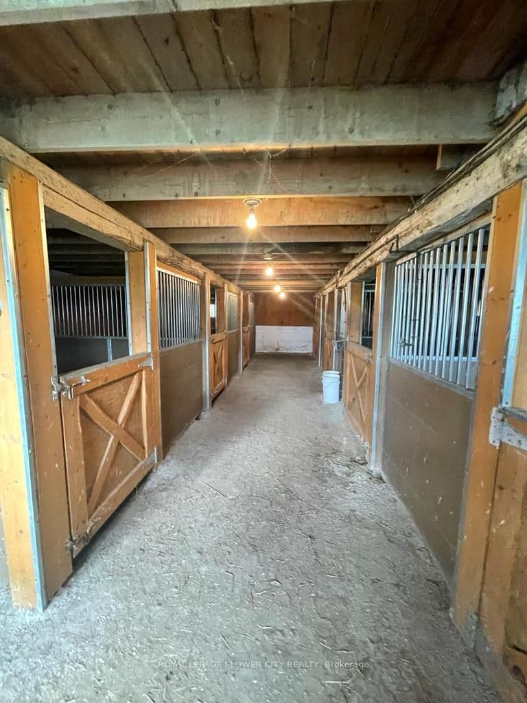 14264 Eighth Line (Barn), Halton Hills, ON L7G 4S4