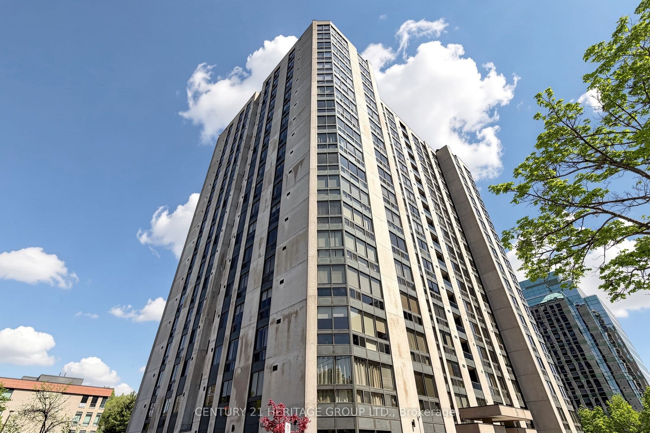 5 Kenneth Avenue 501, Toronto, ON M2N 6M7