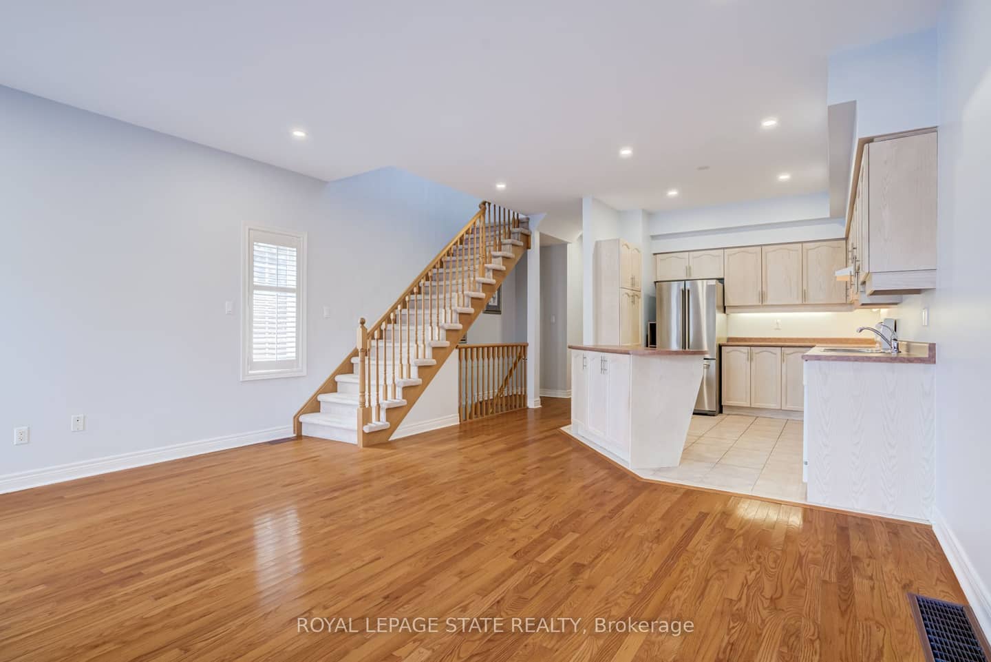 173 Margaret Drive, Oakville, ON L6K 2W2