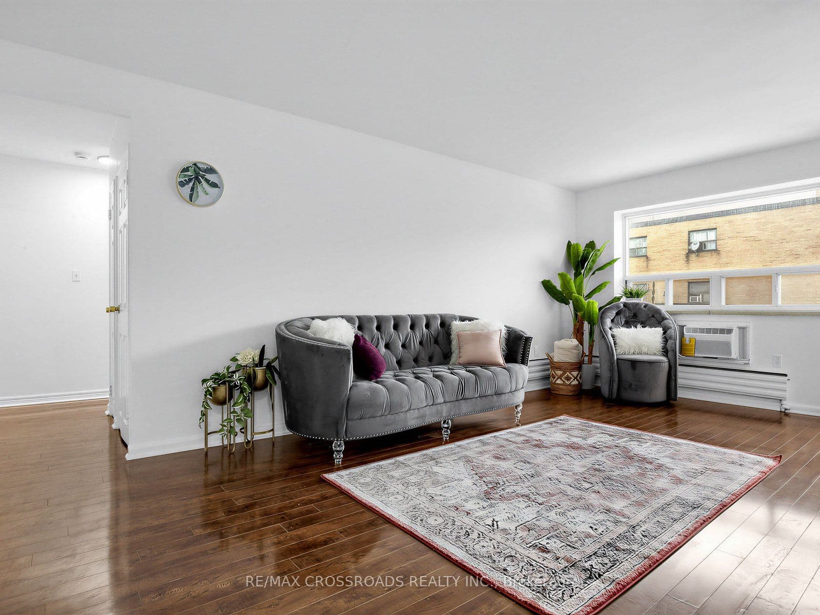 8 Kingsbridge Court 407, Toronto, ON M2R 1L5