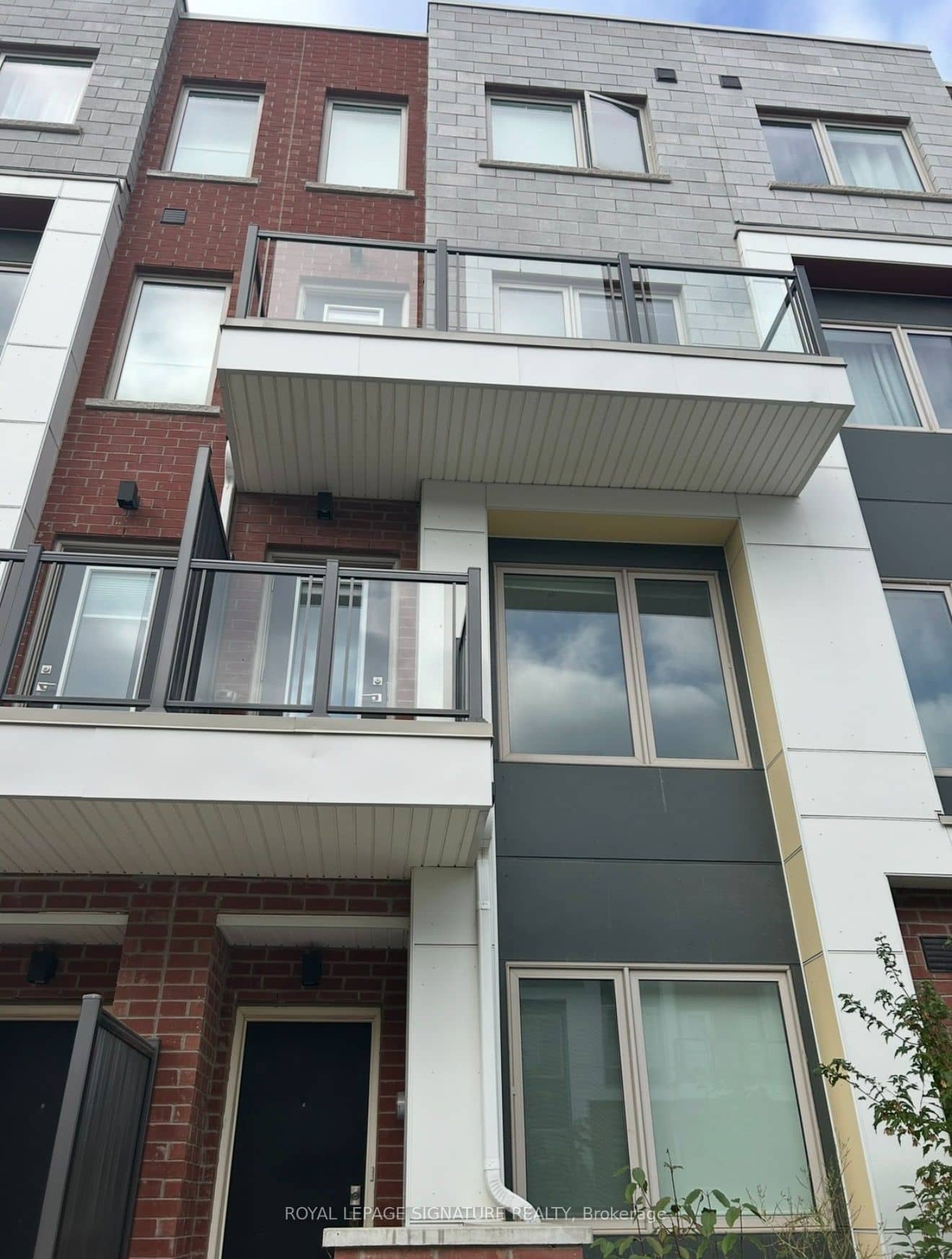 72 William Duncan Road, Toronto, ON M3K 0C5