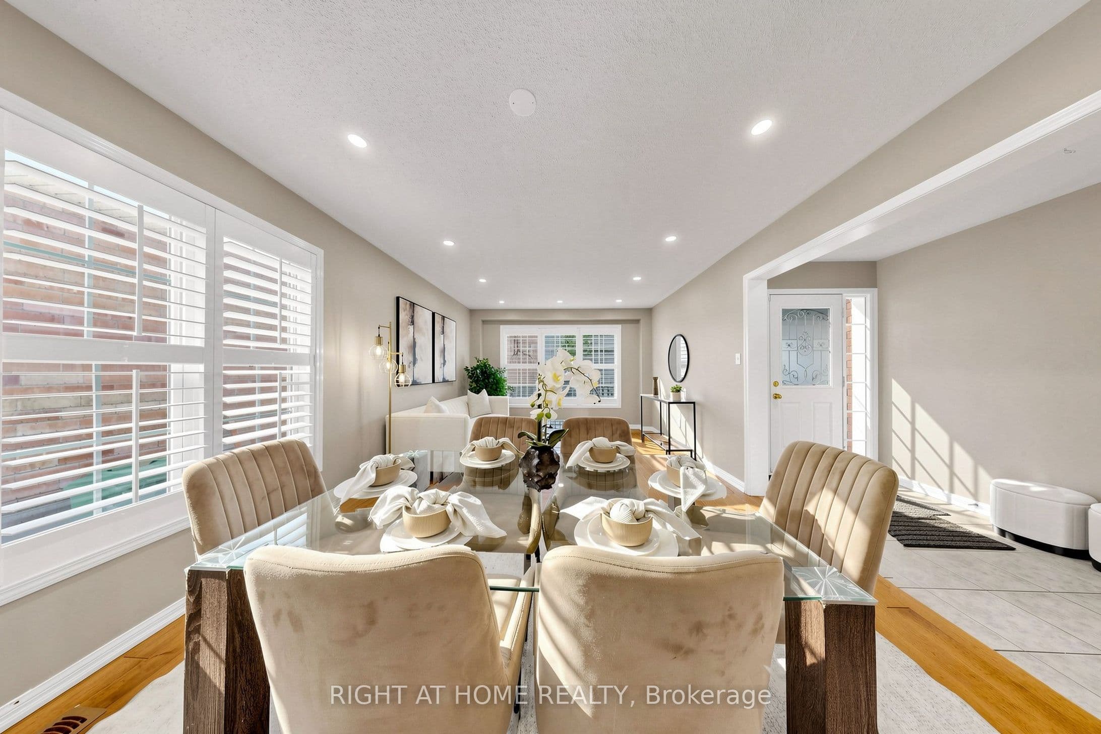 5 Mendoza Drive, Brampton, ON L7A 3M3