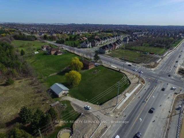 10973 Goreway Drive, Brampton, ON L6P 0N1