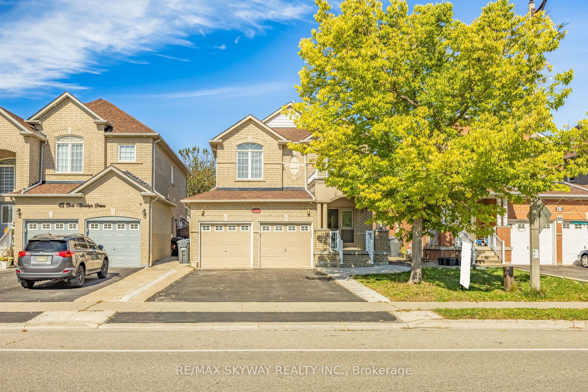 46 Don Minaker Drive, Brampton, ON L6P 1R3