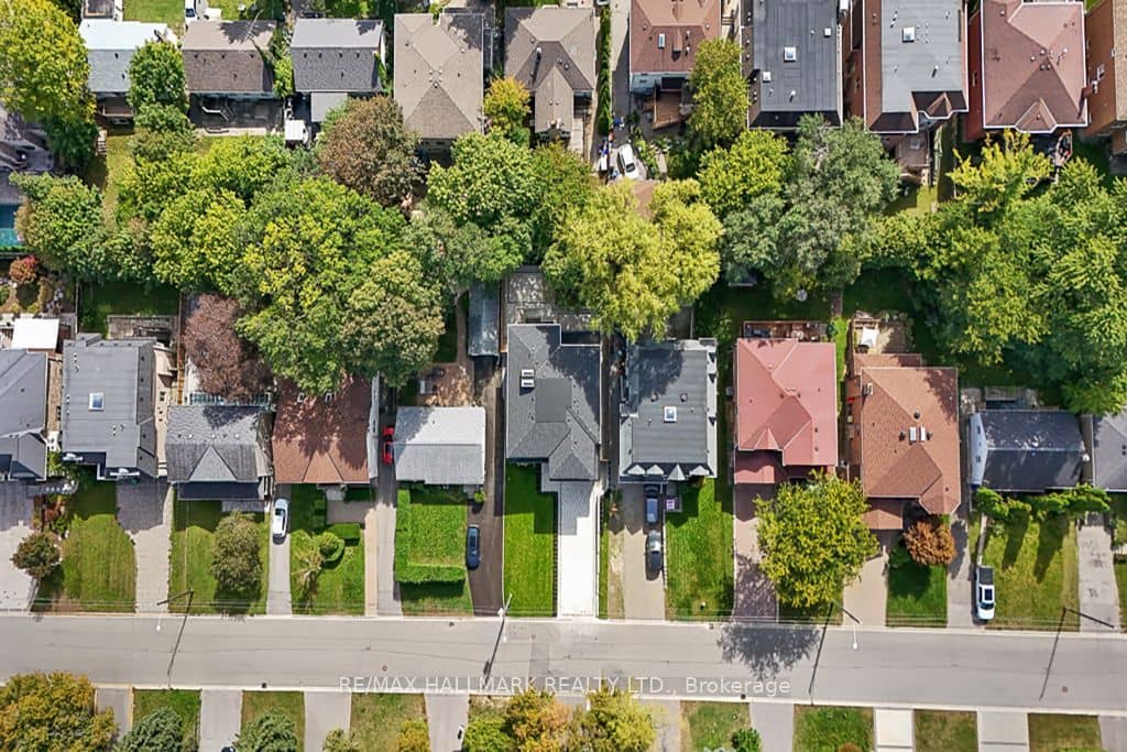 81 Meadowview Avenue, Markham, ON L3T 1K8