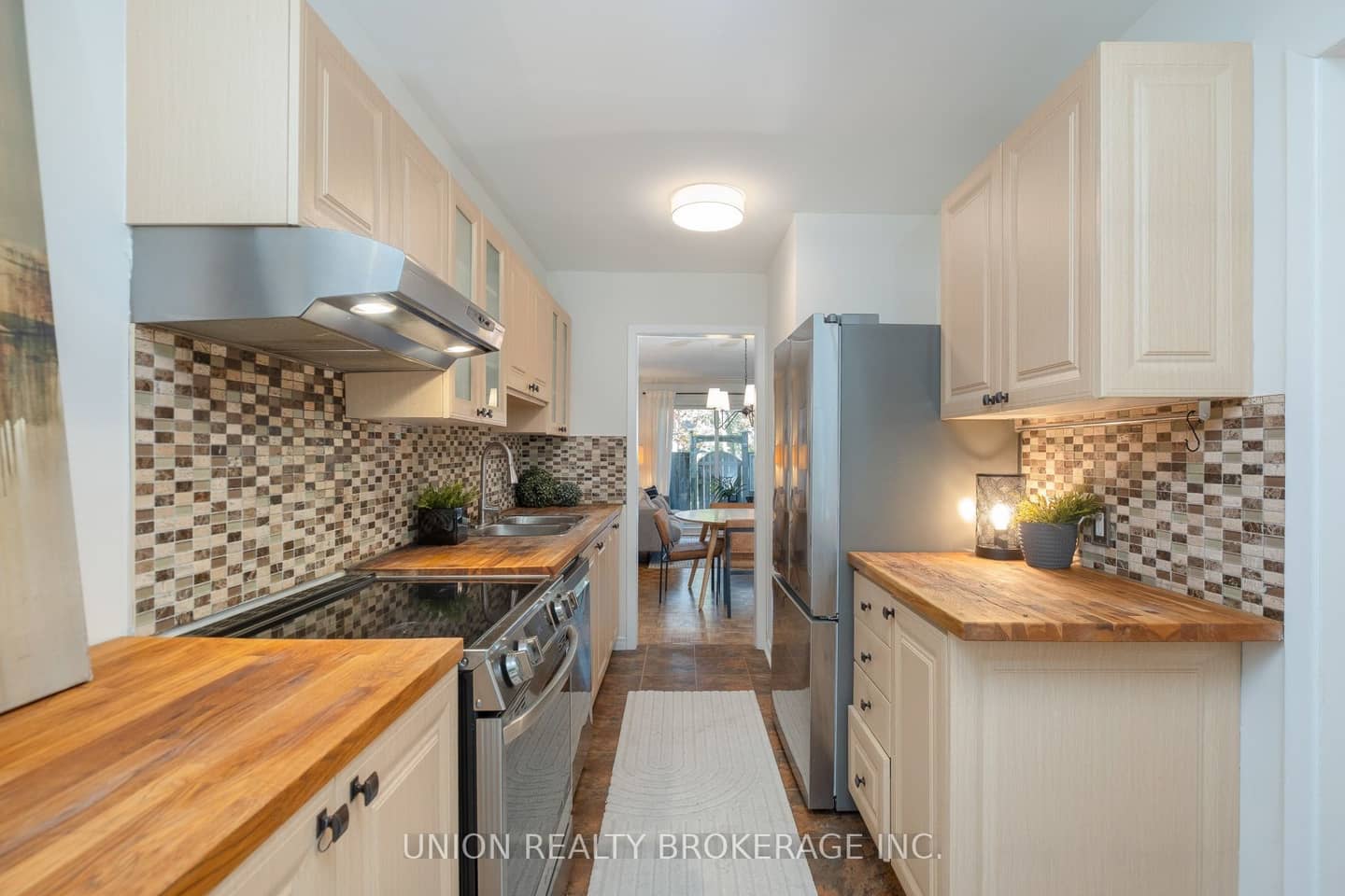 30 Livingston Road 11, Toronto, ON M1E 1K6