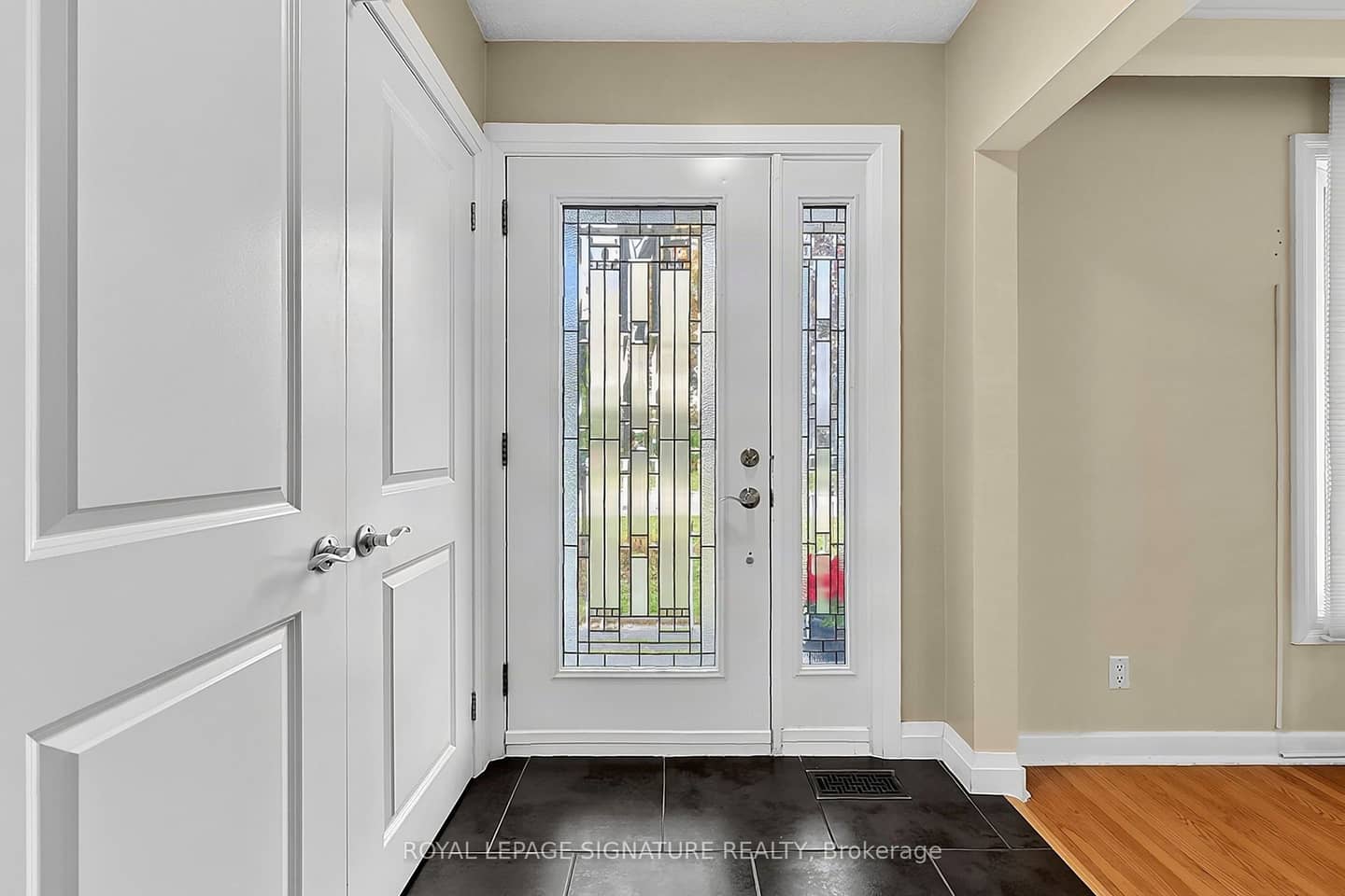 37 Finchurst Drive, Toronto, ON M2R 1K8
