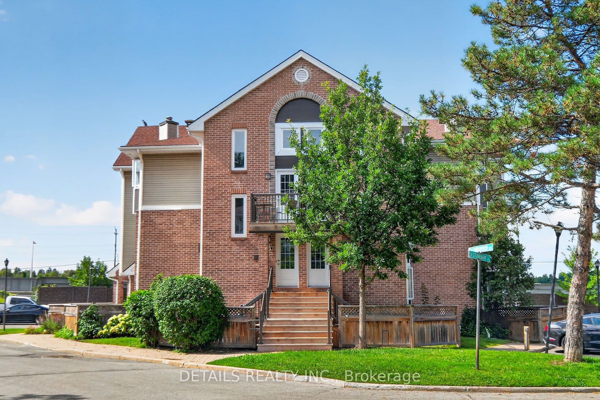 1 Stonebank Crescent 7, Bells Corners and South to Fallowfield, ON K2H 9M3