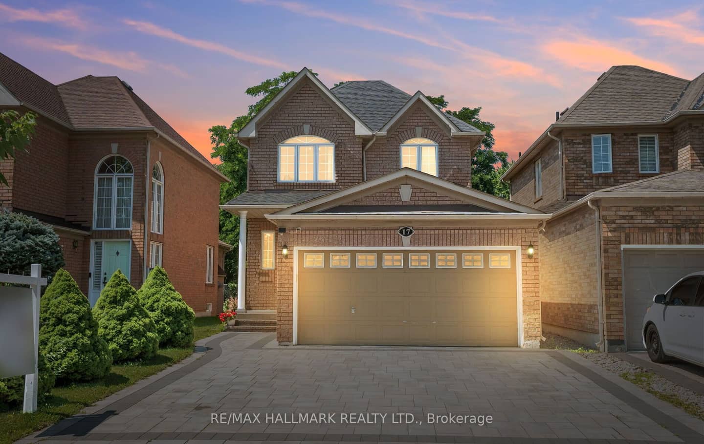 17 Rushingbrook Drive, Richmond Hill, ON L4S 1W6