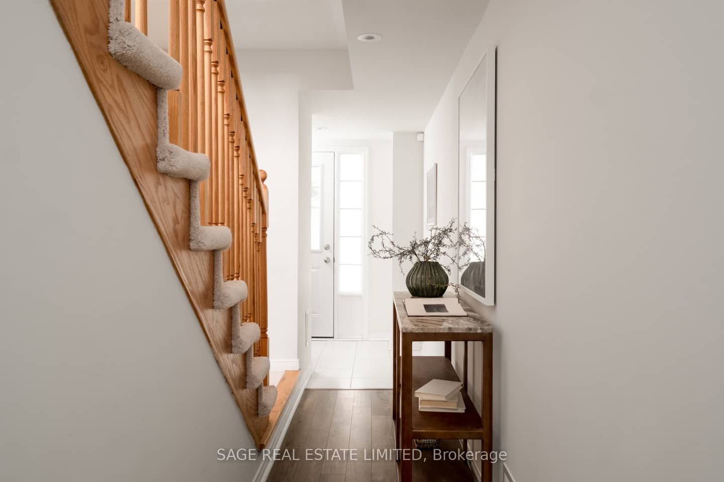 842 Atwater Path, Oshawa, ON L1J 0E8