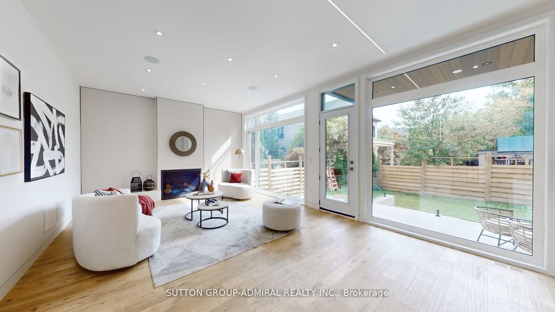 69 Elderwood Drive, Toronto, ON M5P 1X5