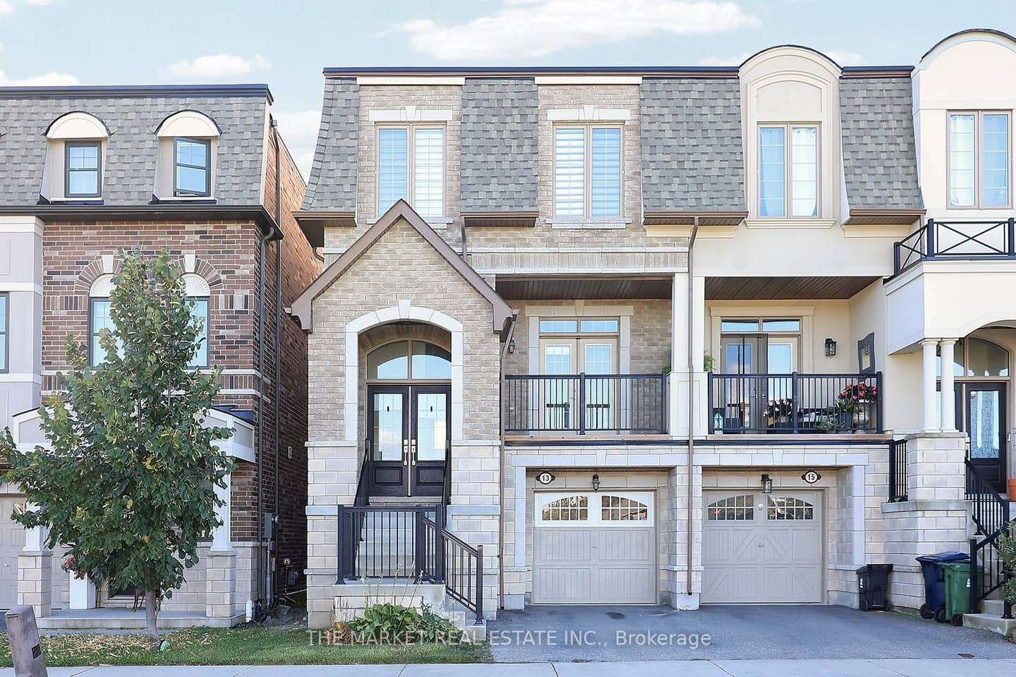 13 Father Redmond Way, Toronto, ON M8W 0B4