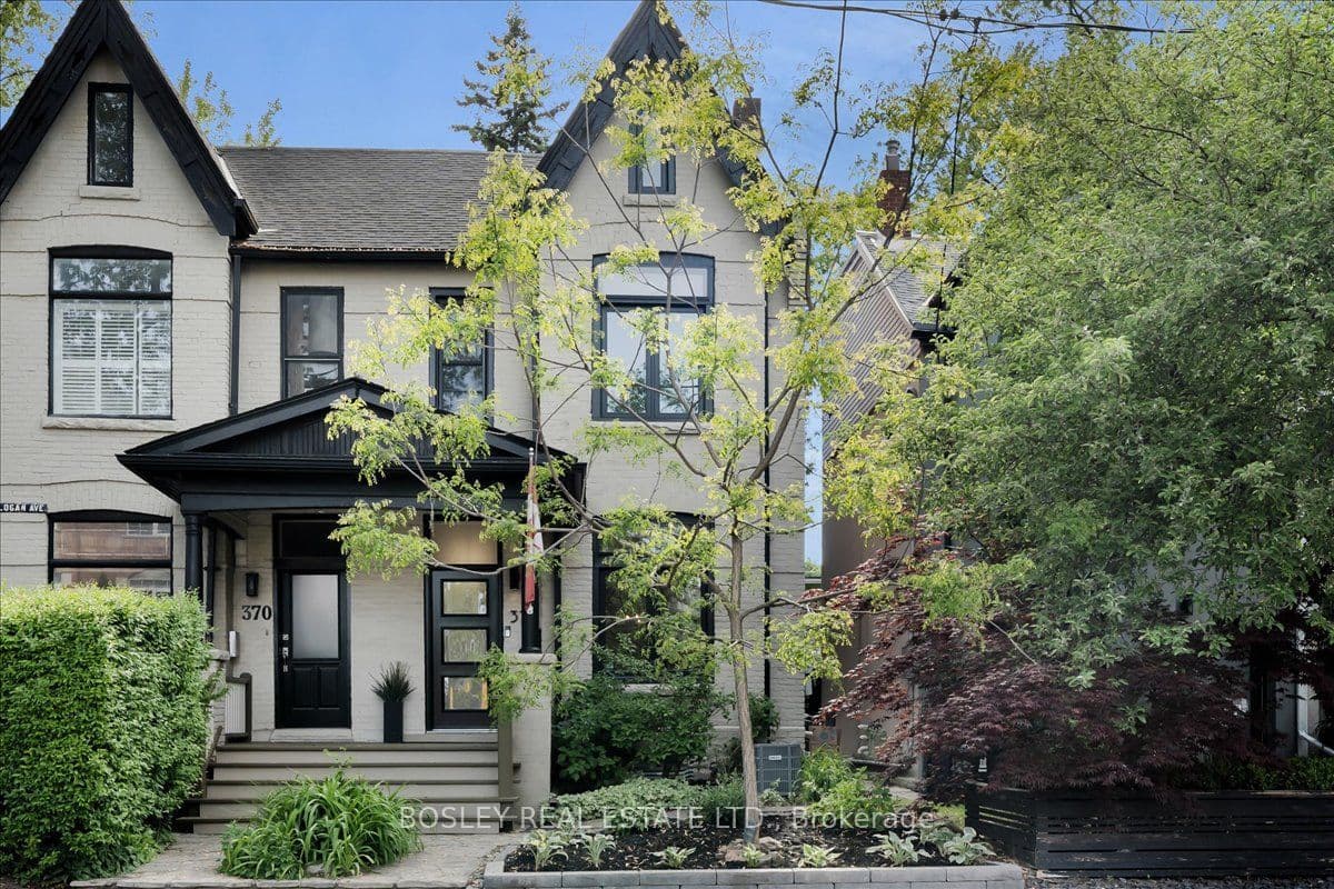 372 Logan Avenue, Toronto, ON M4M 2N8