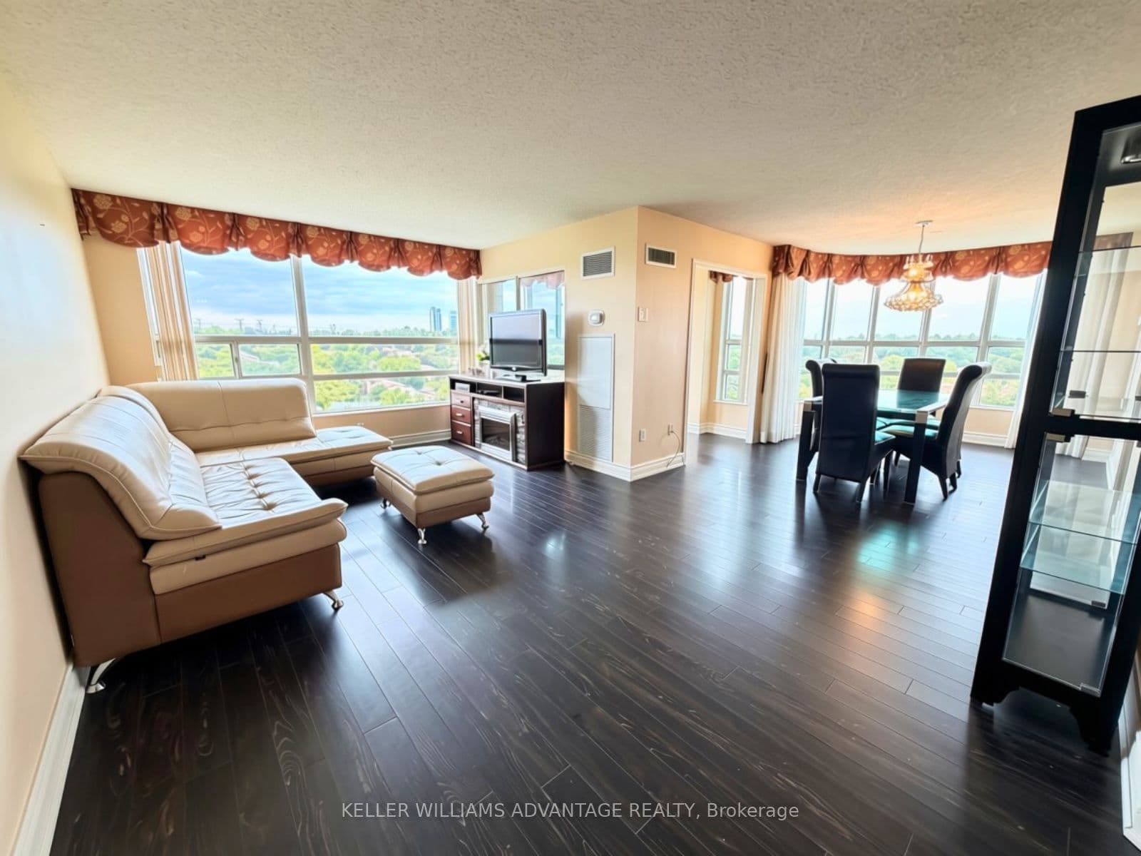 7905 Bayview Avenue 1022, Markham, ON L3T 7N3