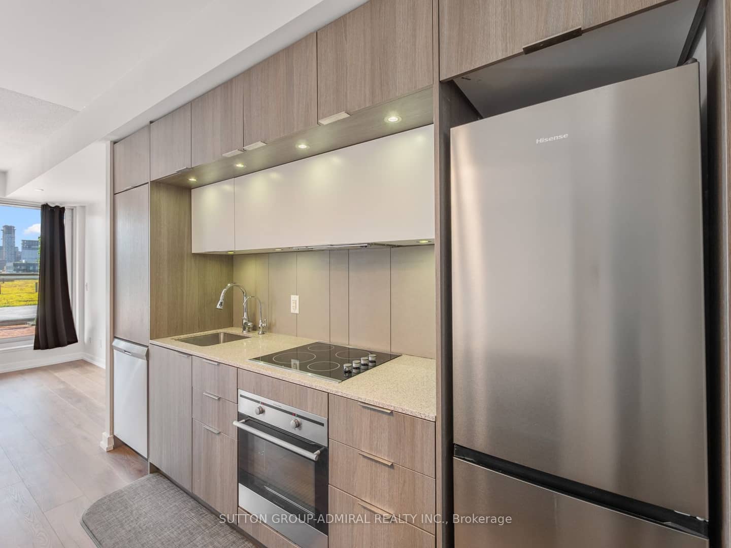 170 Sumach Street 907, Toronto, ON M5A 0C3