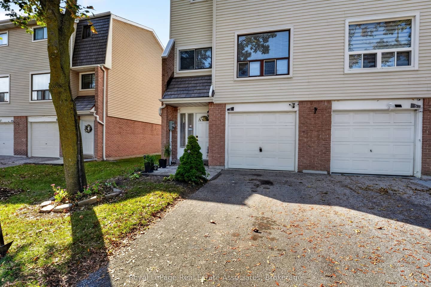 6 Ellerslie Road, Brampton, ON L6T 4C2