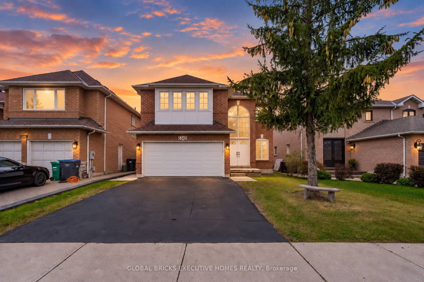 6348 Newcombe Drive, Mississauga, ON L5V 2G5
