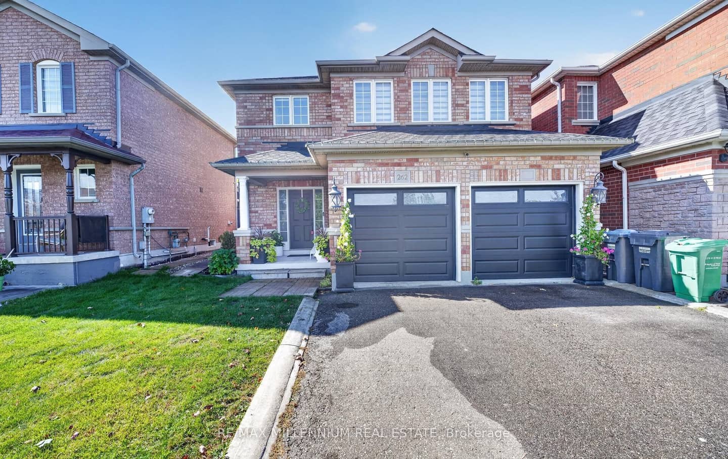 262 Brisdale Drive W, Brampton, ON L7A 2T3