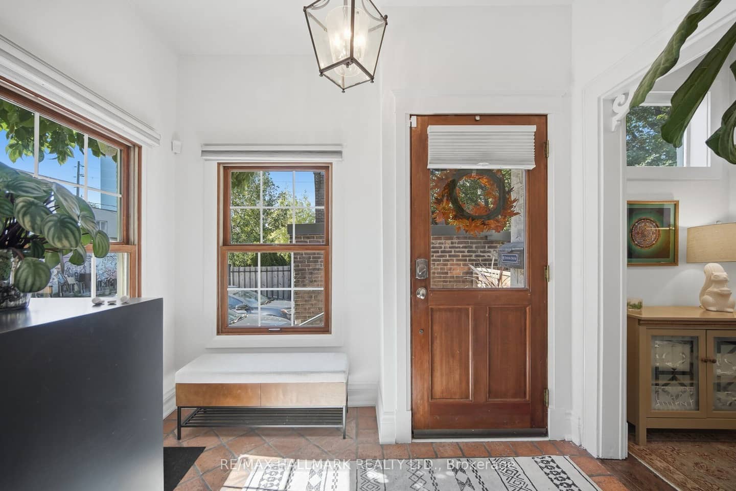 22 Pretoria Avenue, Toronto, ON M4K 1T3