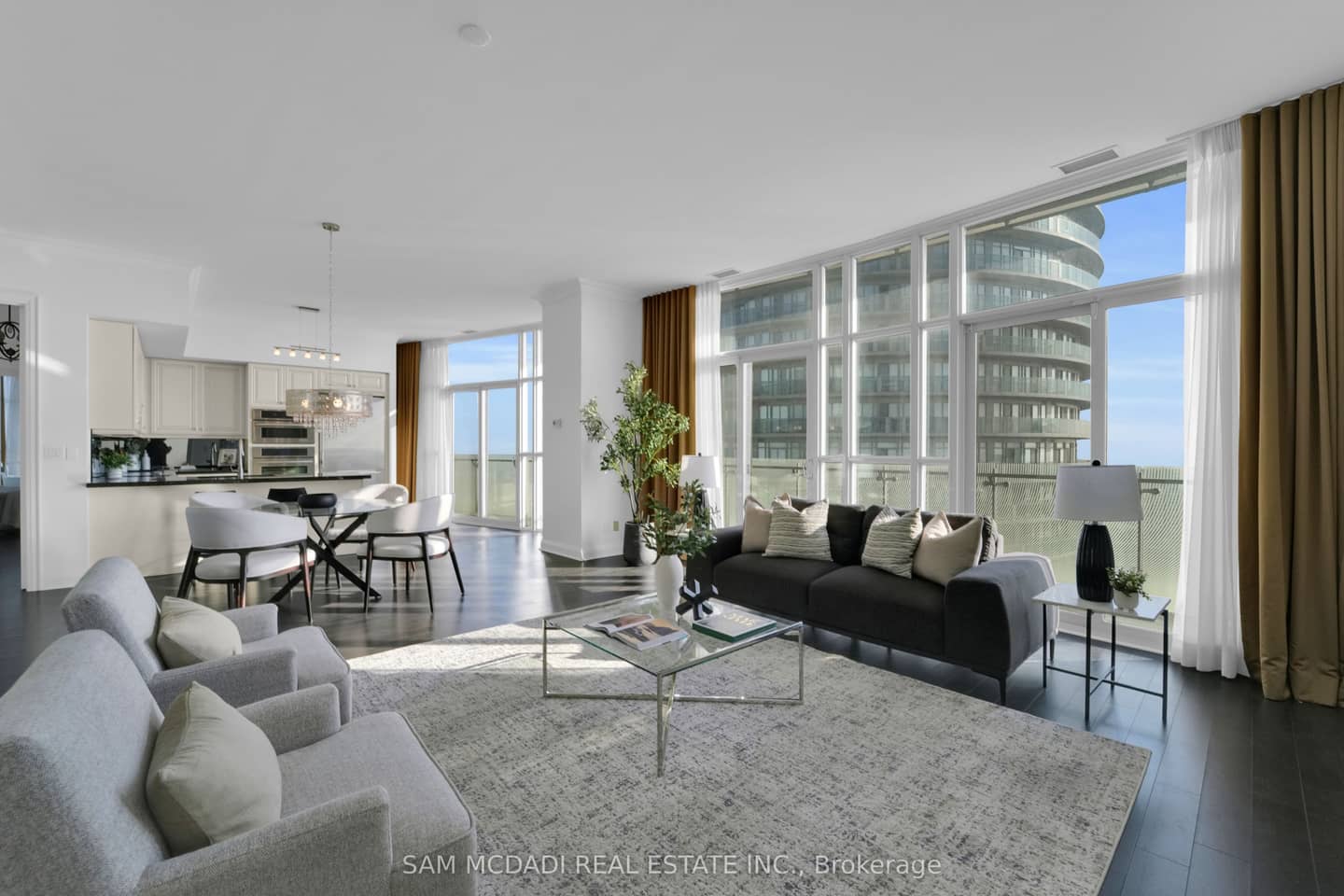 50 Absolute Avenue PH3, Mississauga, ON L4Z 0A8