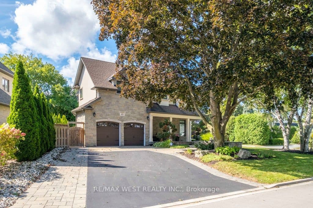 4053 Apple Valley Lane, Burlington, ON L7L 1E8
