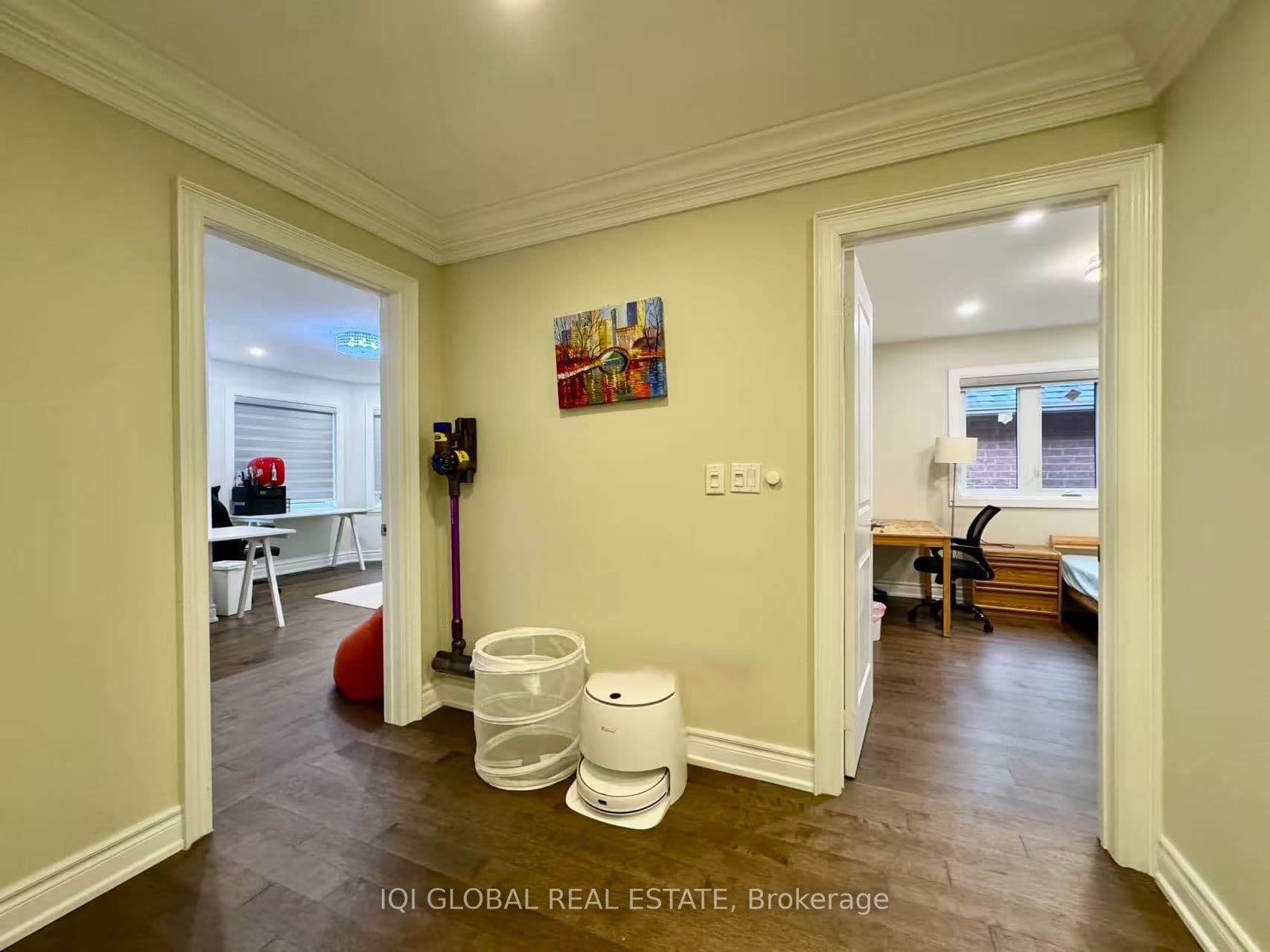 101 Gable Avenue 2 Bedrooms, Markham, ON L6C 2M2