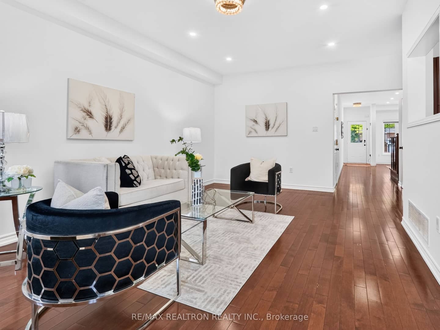 32 Whitlock Crescent, Ajax, ON L1Z 2B2