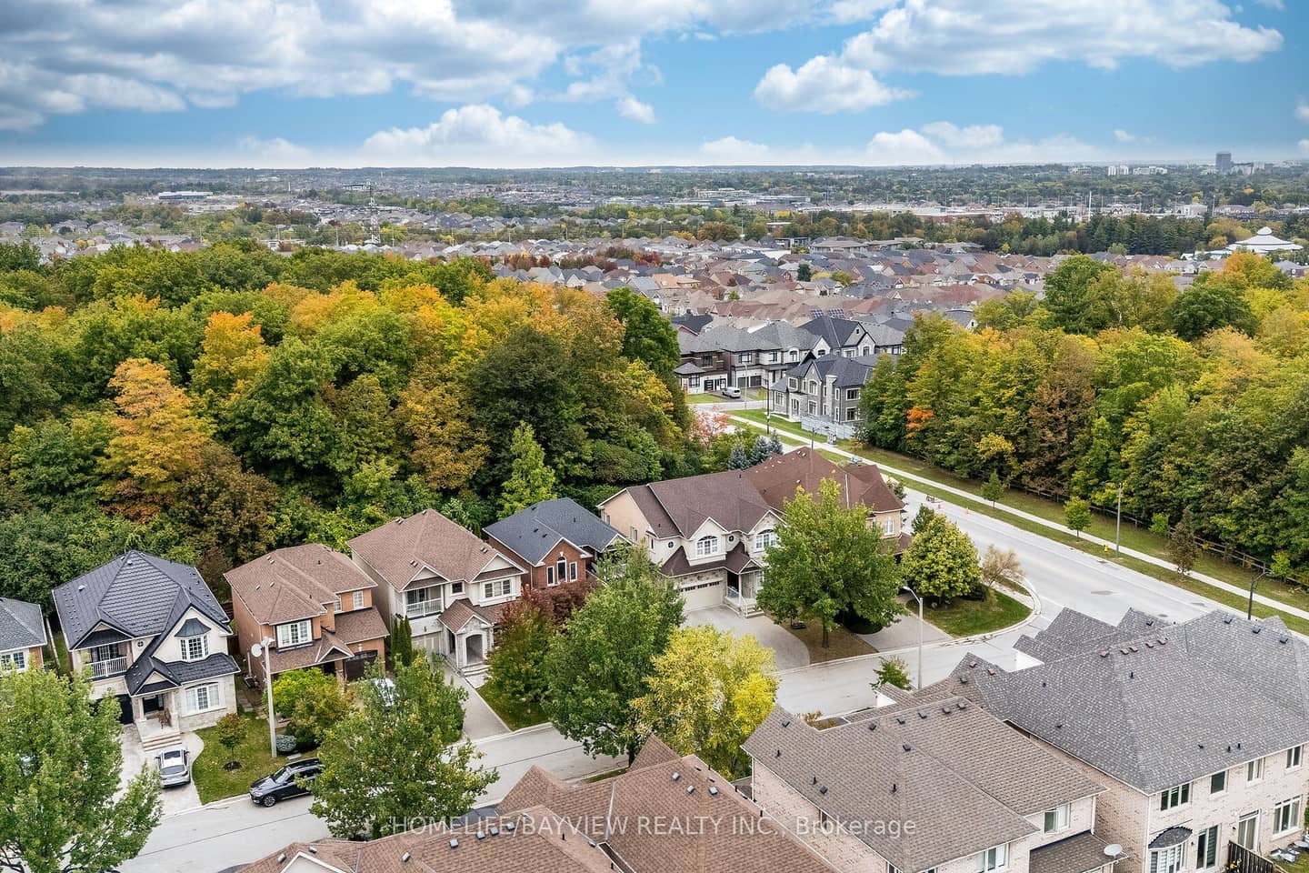 8 Matisse Trail, Vaughan, ON L4J 9A5