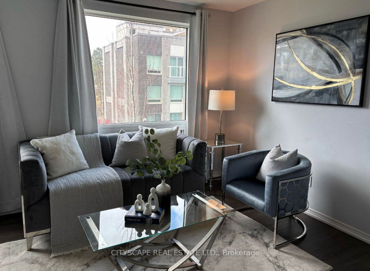 7 Applewood Lane 213, Toronto, ON M9C 0C1