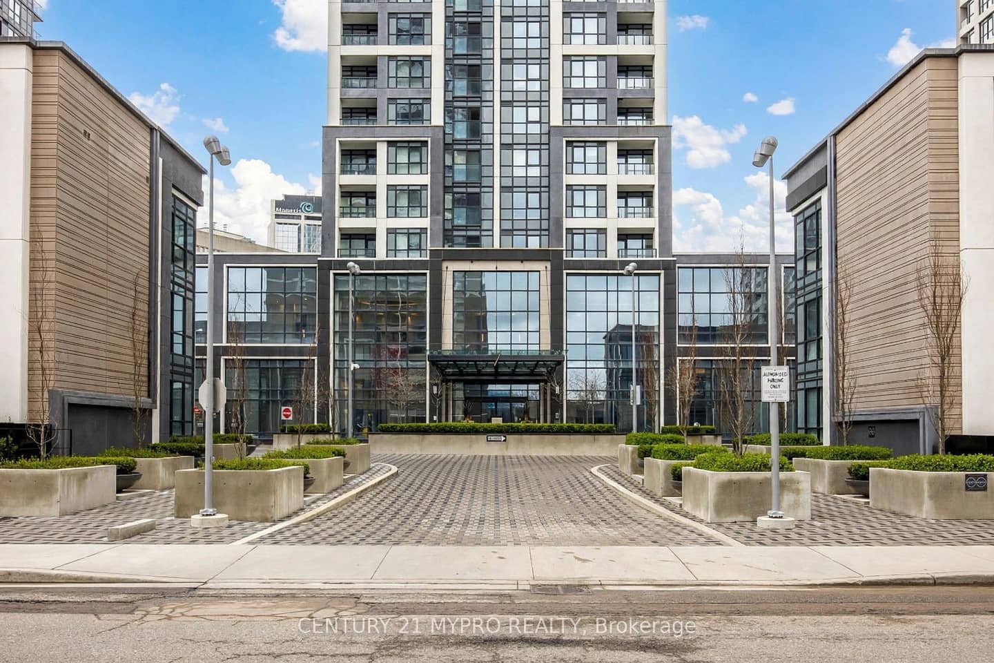5 Mabelle Avenue 2234, Toronto, ON M9A 0C8