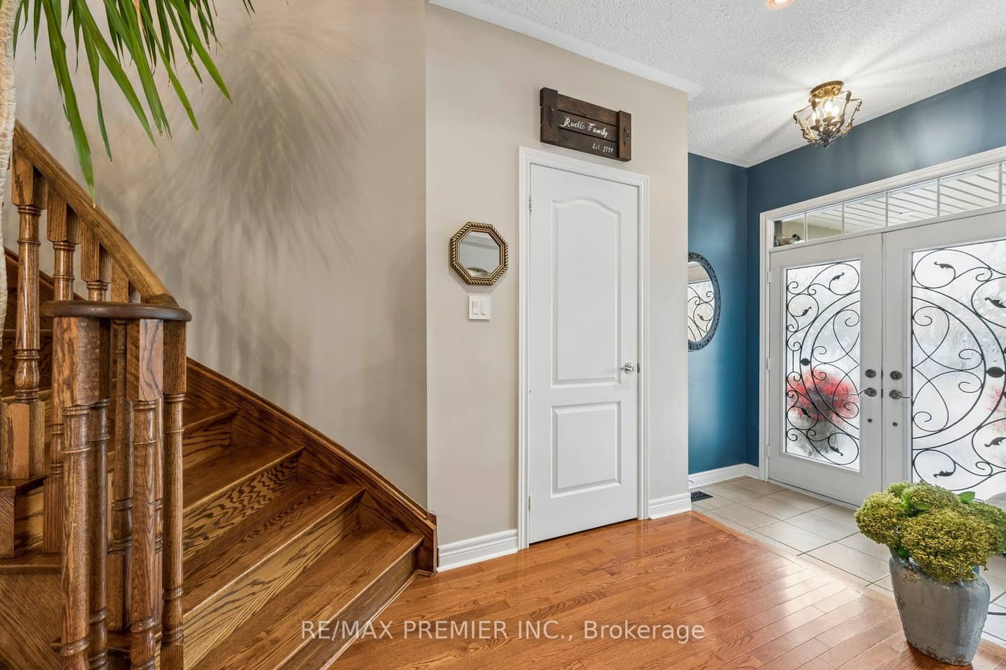 16 Rockstep Court, Brampton, ON L6R 3H2