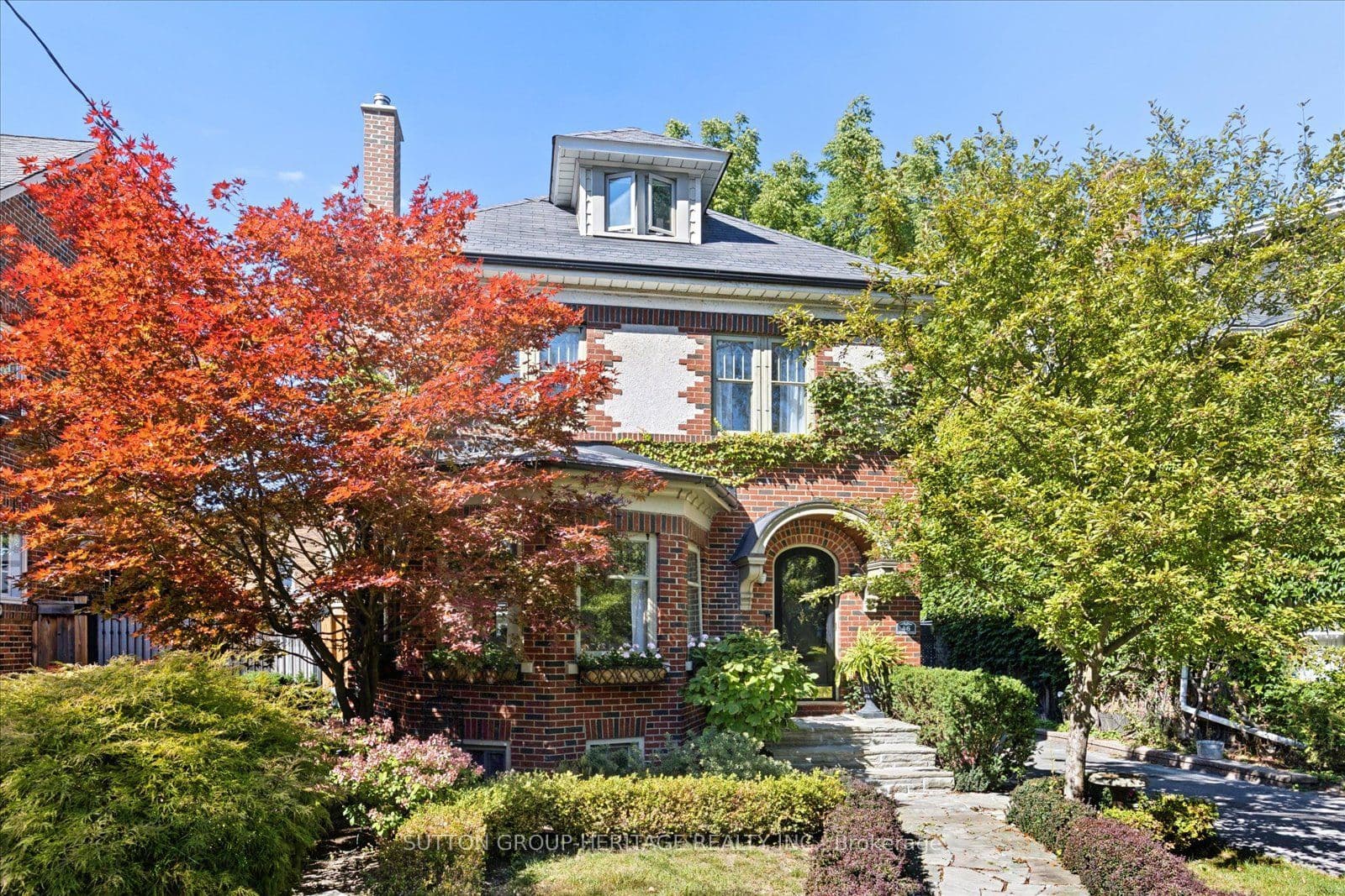 46 Connaught Street, Oshawa, ON L1G 2H2