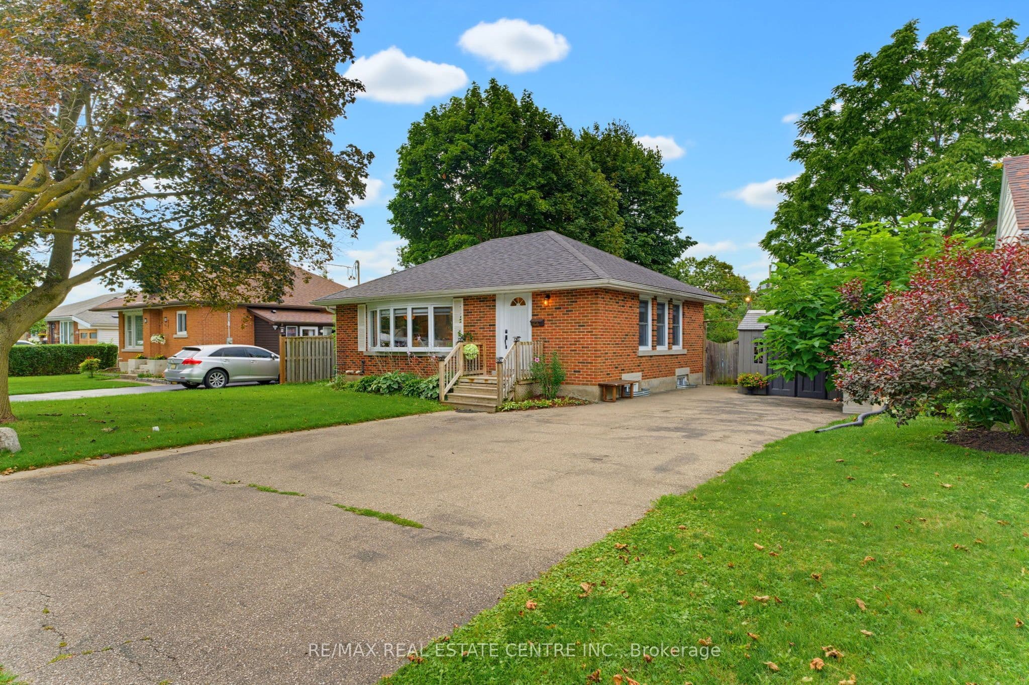 66 Scrimger Avenue, Cambridge, ON N1R 4W3