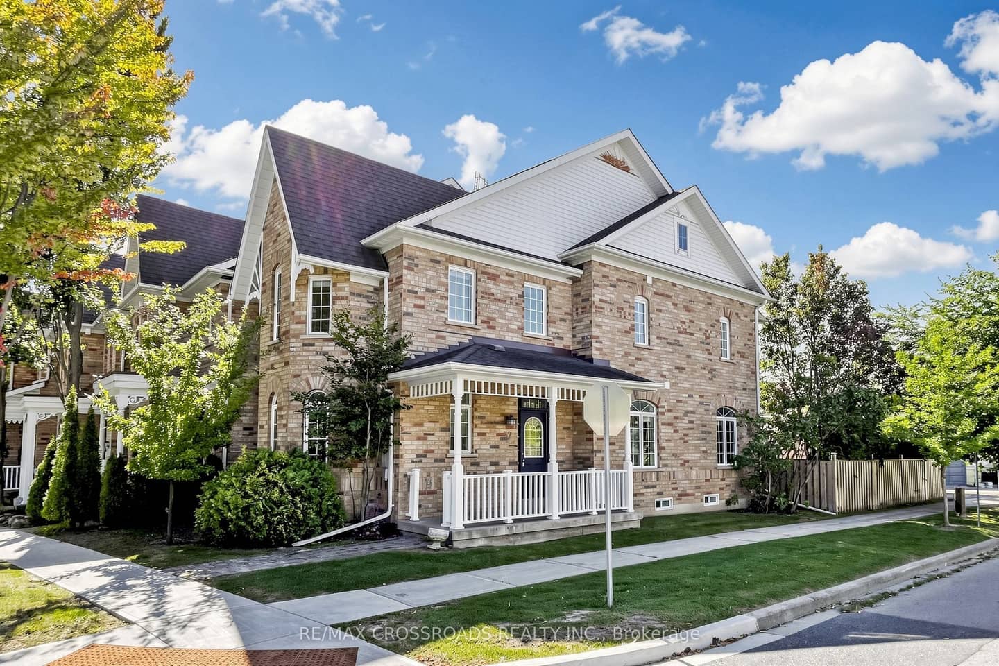 37 Queen's Plate Drive, Markham, ON L6C 2A9