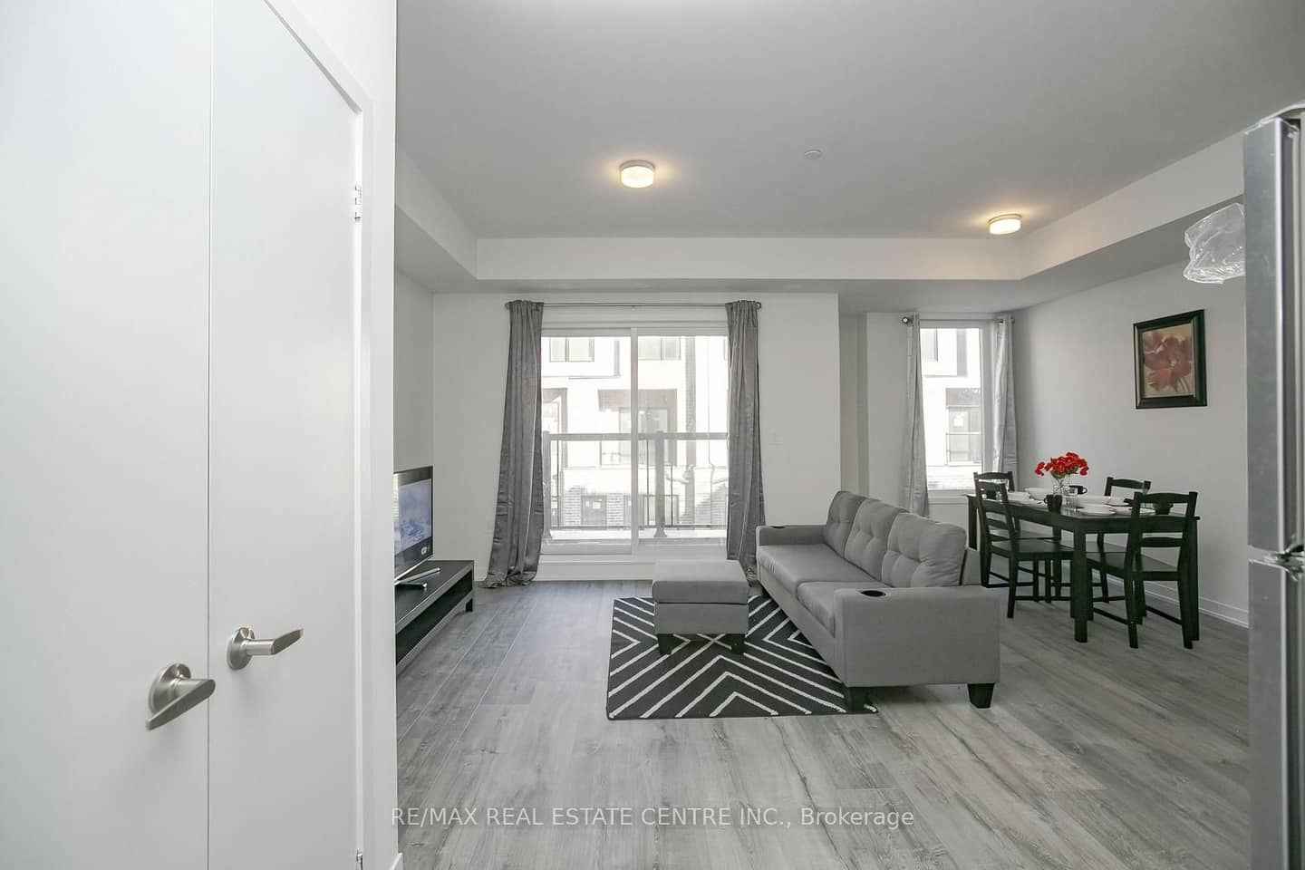 3556 Colonial Drive 4, Mississauga, ON L5L 5T3