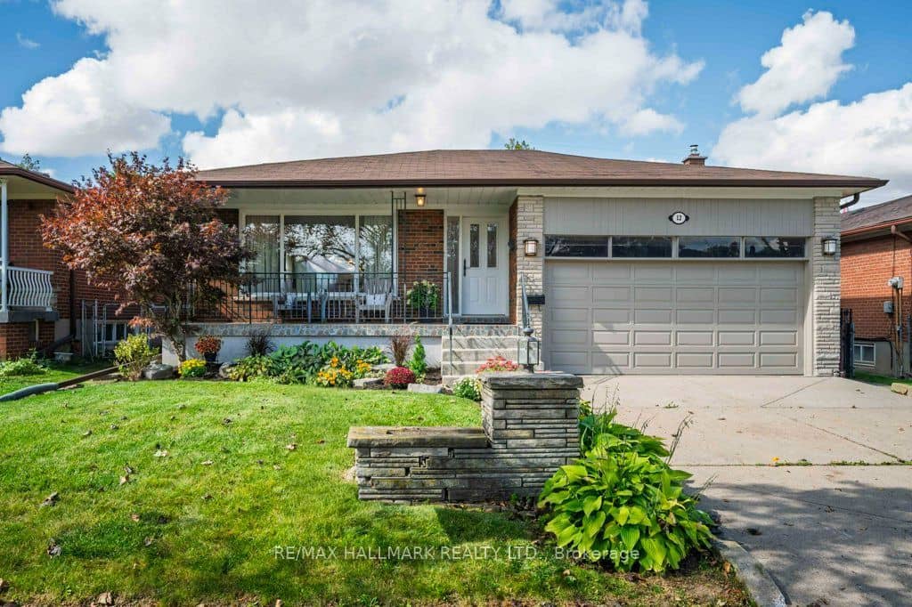 12 Tammy Lane, Toronto, ON M9V 3W3