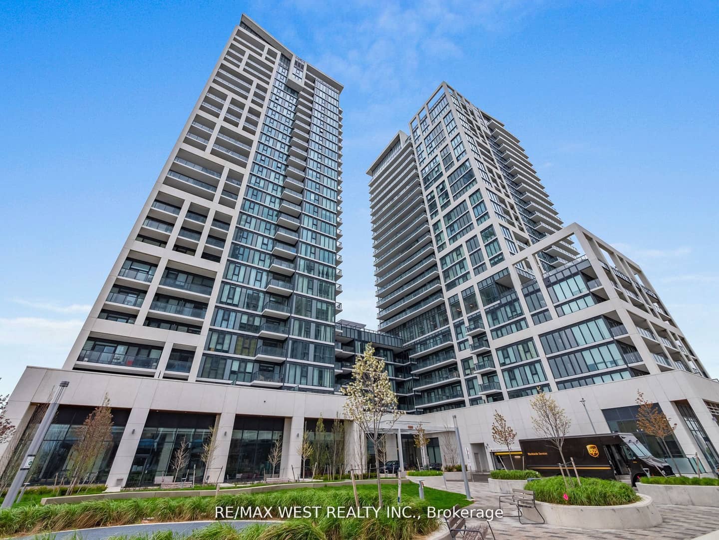 9000 Jane Street 1019, Vaughan, ON L4K 0M6