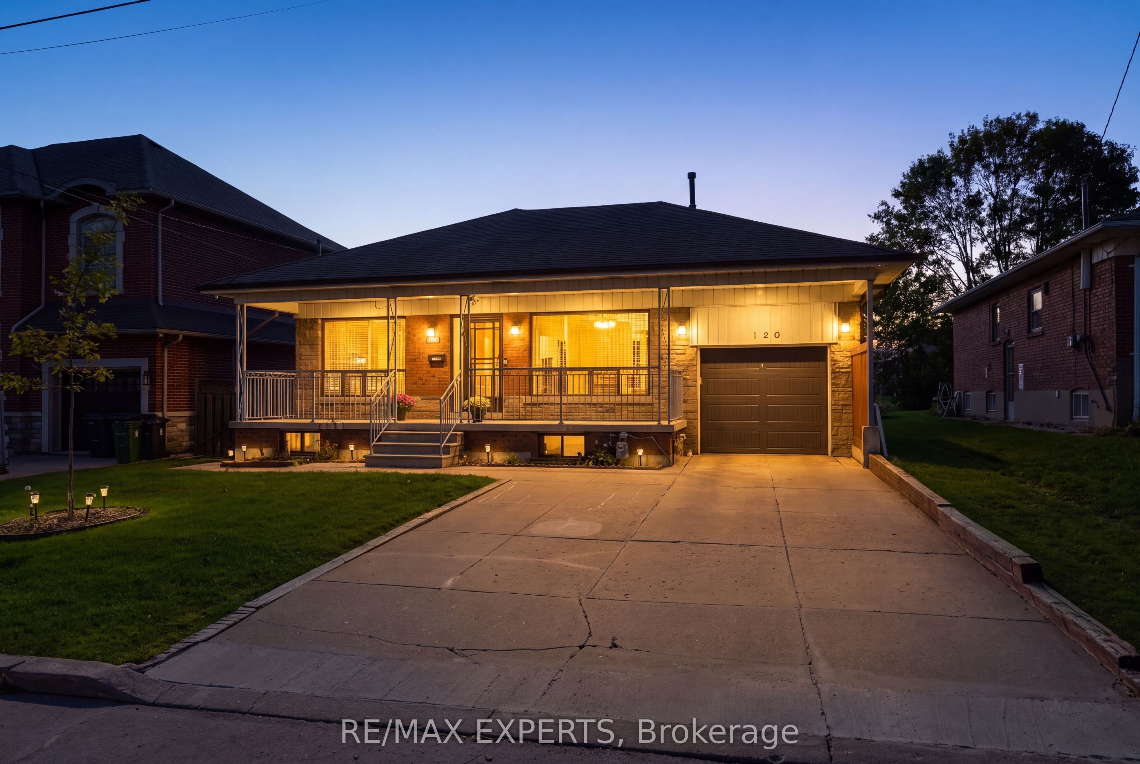 129 Sultana Avenue, Toronto, ON M6A 1T6