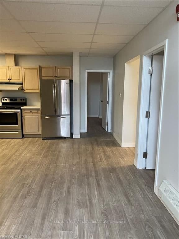 50 SCOTT Street 110, St. Thomas, ON N5P 1K6