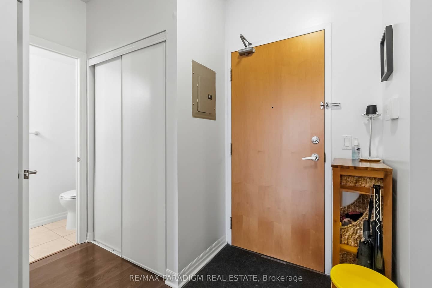 3939 Duke Of York Boulevard 2503, Mississauga, ON L5B 4N2